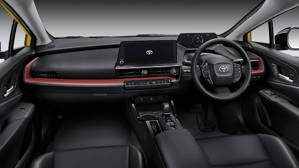 Novo Toyota Prius HEV 2024