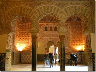 3-the-beautiful-moorish-architecture-esp-that-horseshoe-arch