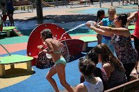 Guerra de agua en las fiestas de Llano