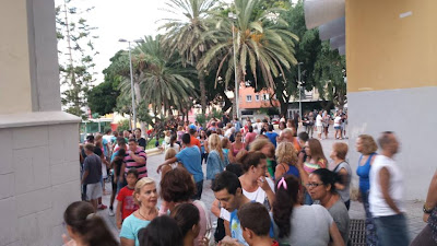 Resultado de imagen para REUNIÓN EN IGLESIA PROCESIÓN DE SCHAMANN DE VECINOS