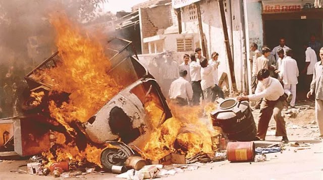 No TIP, Witness Could Not Identify Accused With Certainty: Gujarat High Court Acquits 3 In 2002 Post‑Godhra Riots Case