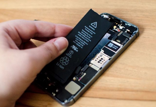 Dịch vụ thay pin iphone 5S tại Tam Kỳ - Quảng Nam