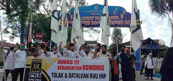 PDIP Copot Rieke, Demokrat-PKS Tetap Desak Cabut RUU HIP