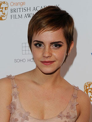 emma watson short hairstyle. Emma Watson#39;s short wispy cut