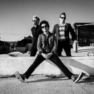 Foto Green day band Luar negeri beraliran punk rock Terbaik beserta lagunya yang enak didengarkan