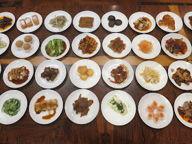Si Chuan Dou Hua Restaurant - 100 Sichuan Delights