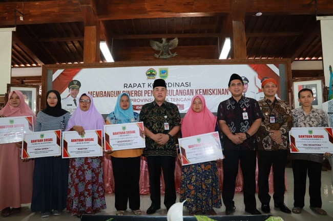 Wagub Jateng Dana Desa Untuk Penanggulangan Kemiskinan