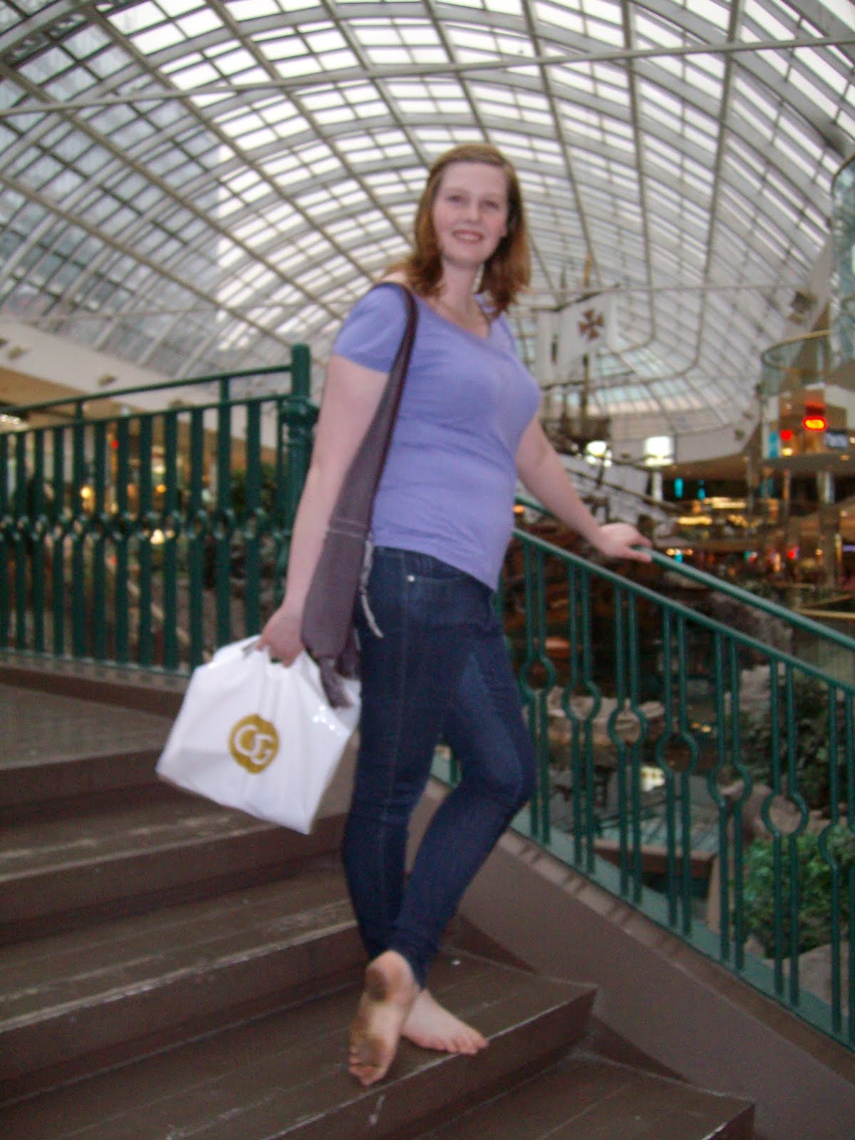 Let S Go To The Mall Sierra The Barefoot Girl