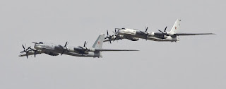 Tupolev Tu-95 Bear - Pesawat Pembom Strategis Rusia