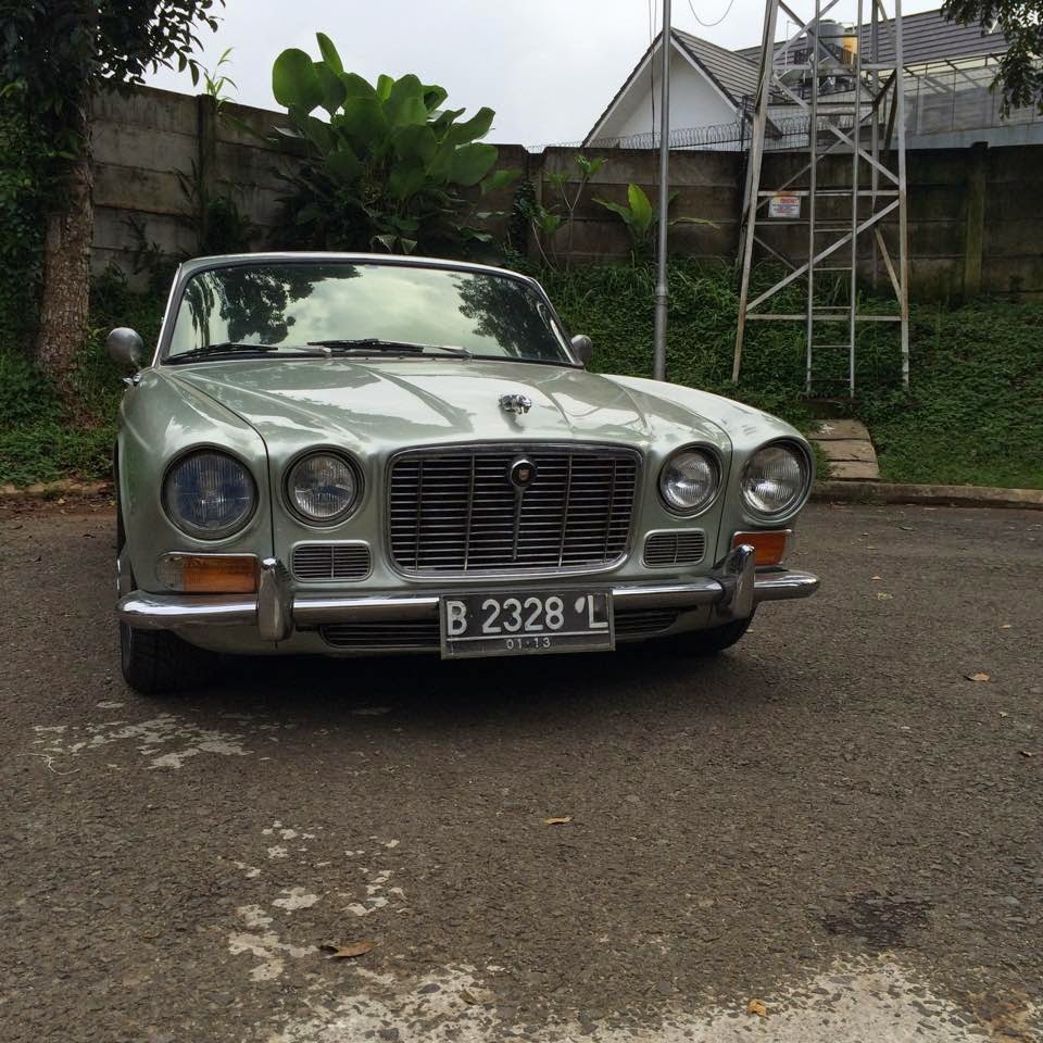 LAPAK Mobil Klasik Forsale Jaguar XJ6 Kondisi Cuantik JAKARTA