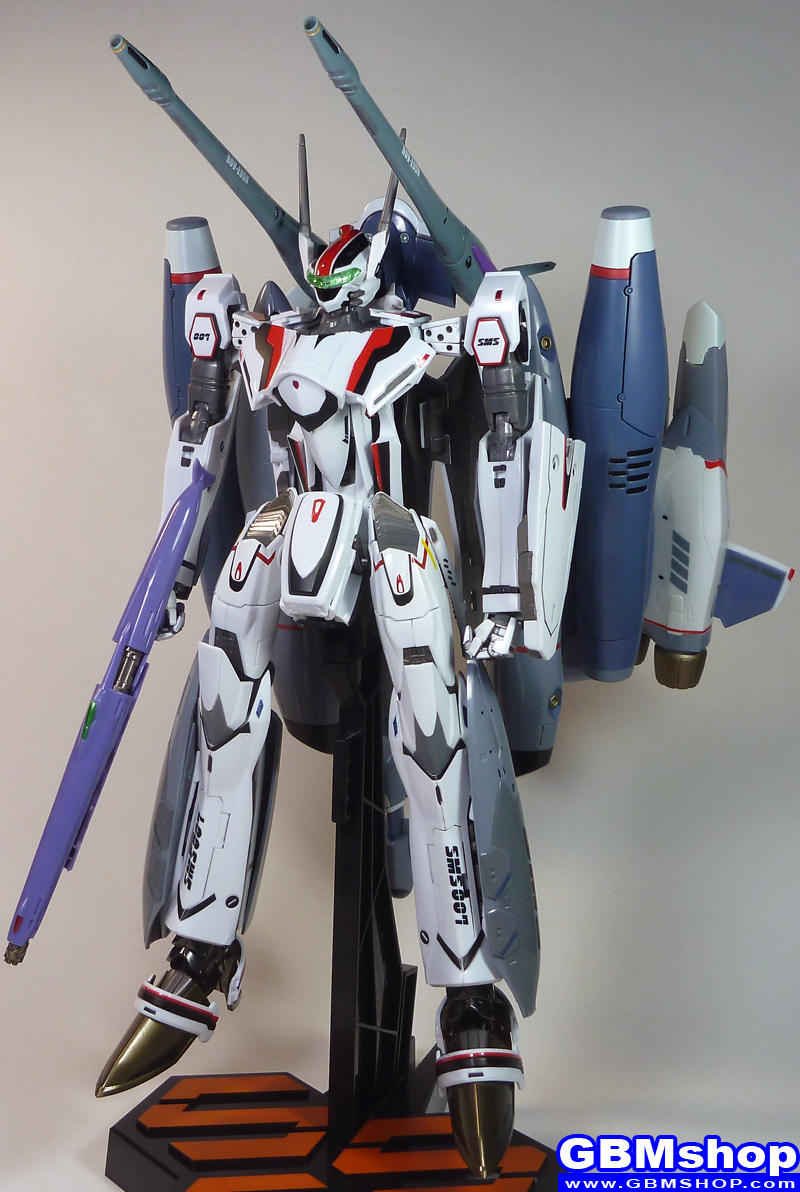 Macross Frontier VF-25F Renewal Version Tornado pack Outer-Space Use Battroid Mode