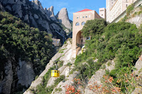 Estación Superior del funicular de la Santa Cova en  Montserrat