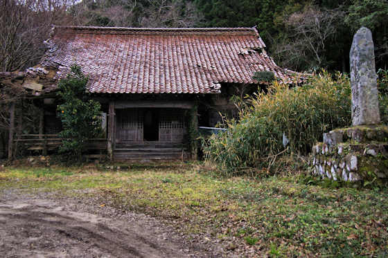 Disappeared Japan Rural Temple Haikyo.