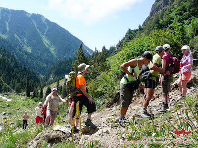 Trekking to Sary-Chelek Lake and active rest under the Lenin Peak