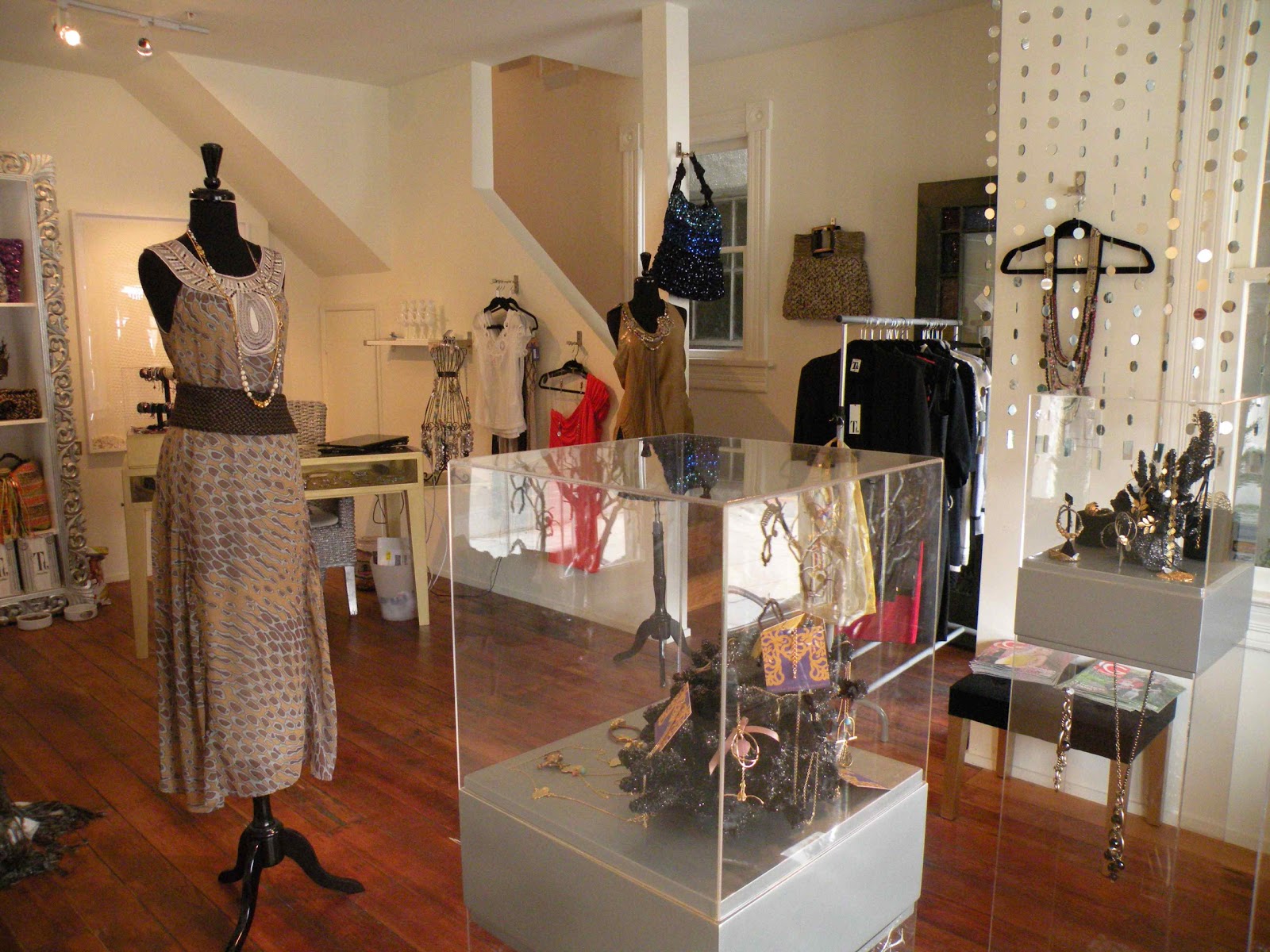 Clothing Boutique Interior Design Ideas