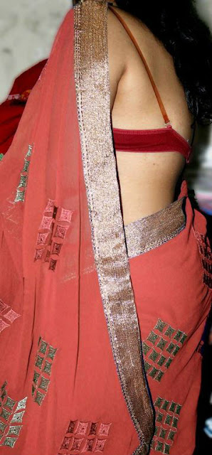 desi aunty ki gaand saree me,hot bhabhi back in marriage function,desi aunty ki gaand chudai