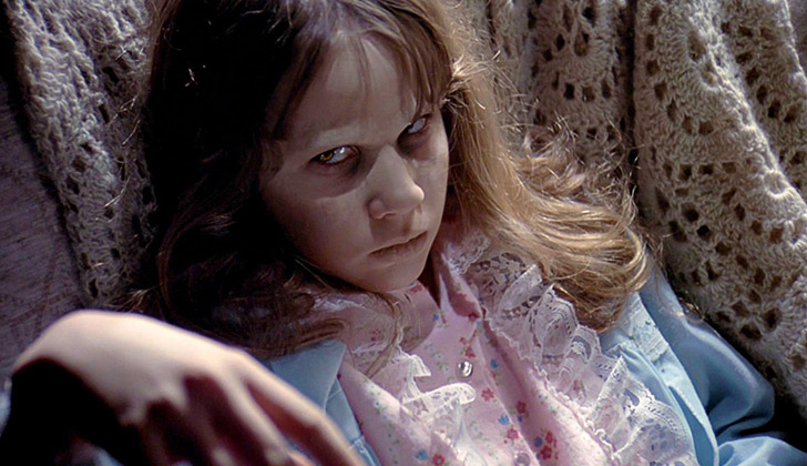 A atriz Linda Blair como Regan no filme 'O Exorcista', de William Friedkin
