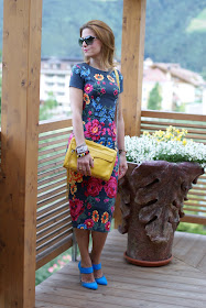 Asos bodycon dress, abito a fiori aderente Asos, MAC yellow bag, Fashion and Cookies