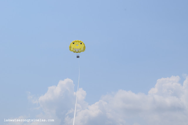 A BIRD’S EYE VIEW OF LANGKAWI VIA A PARASAIL