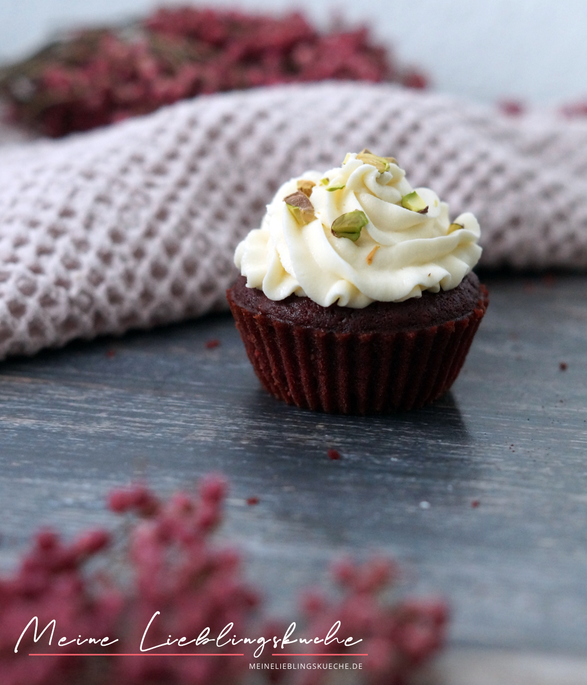 Vegane Red Velvet Cupcakes mit roter Bete