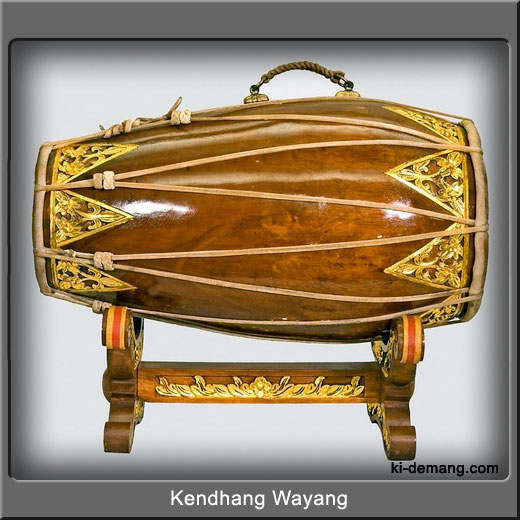 BASA JAWA : Gamelan karawitan