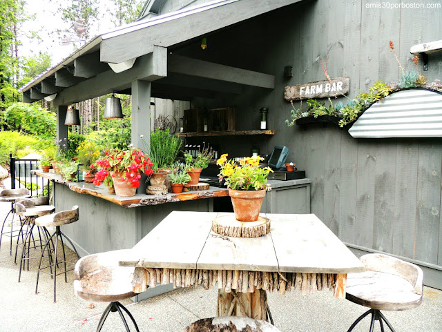 Terraza del Restaurante Earth at Hidden Pond en Kennebunkport