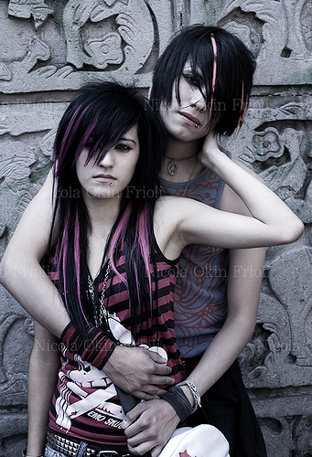 emo couple love