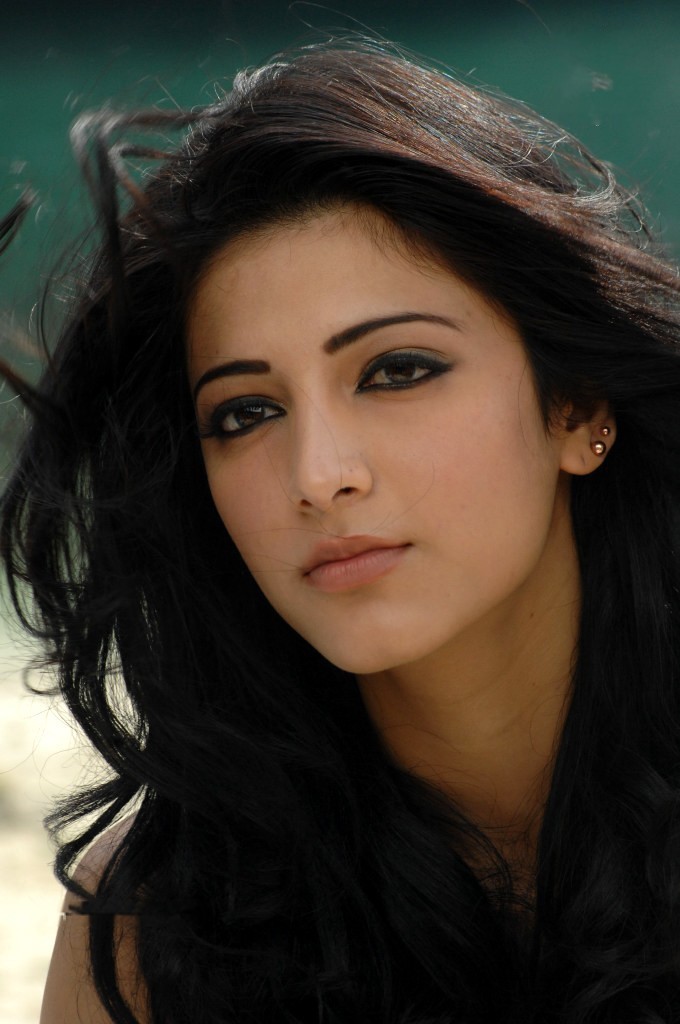 Shruti Hassan, Tollywood, Bolly South, Bollywood, Kollywood, Telugu, Tamil, Hot, Indian Celebs, Celebs, Closeups, 