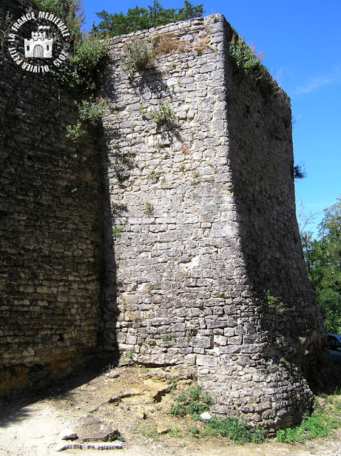 LE POET-LAVAL (26) - Village médiéval