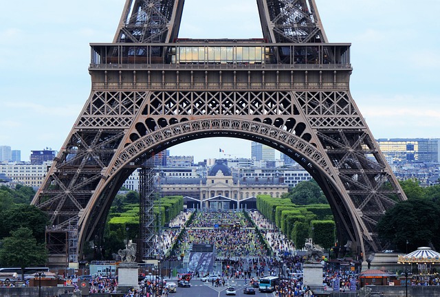 6 Top Tourist Attractions in Paris: Discover the Magic of the City of Lights