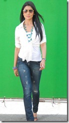 Nuvva Nena Shriya Hot Pics