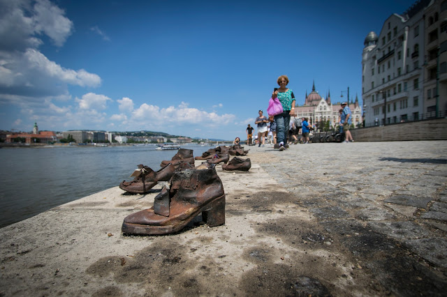 Scarpe sul Danubio-Budapest