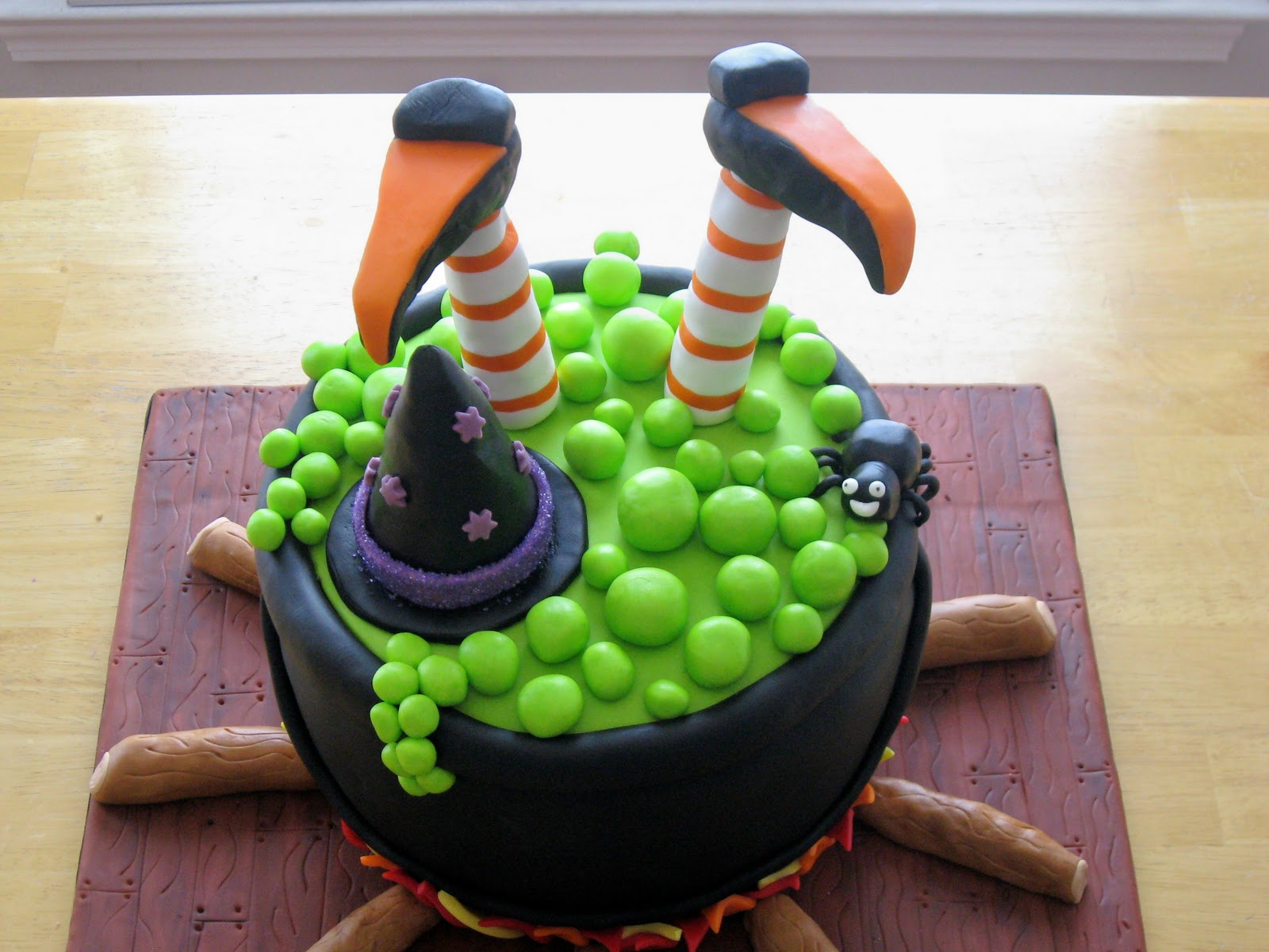 cake on cakecentral com that was made by mari1995 i used her cake as ...