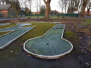 Hexthorpe Flatts Park Crazy Golf course in Doncaster