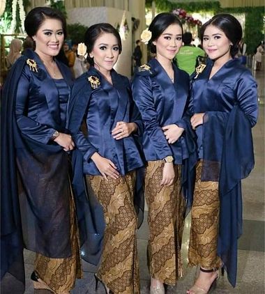 50 Model Kebaya Keluarga Pengantin Modern Terbaru 2019 