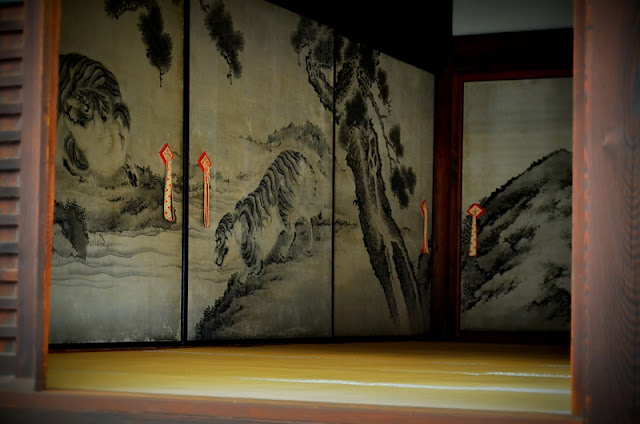 諸大夫の間 (Shodaibunoma ) Guests Rooms - Different tatami quality also based on social class