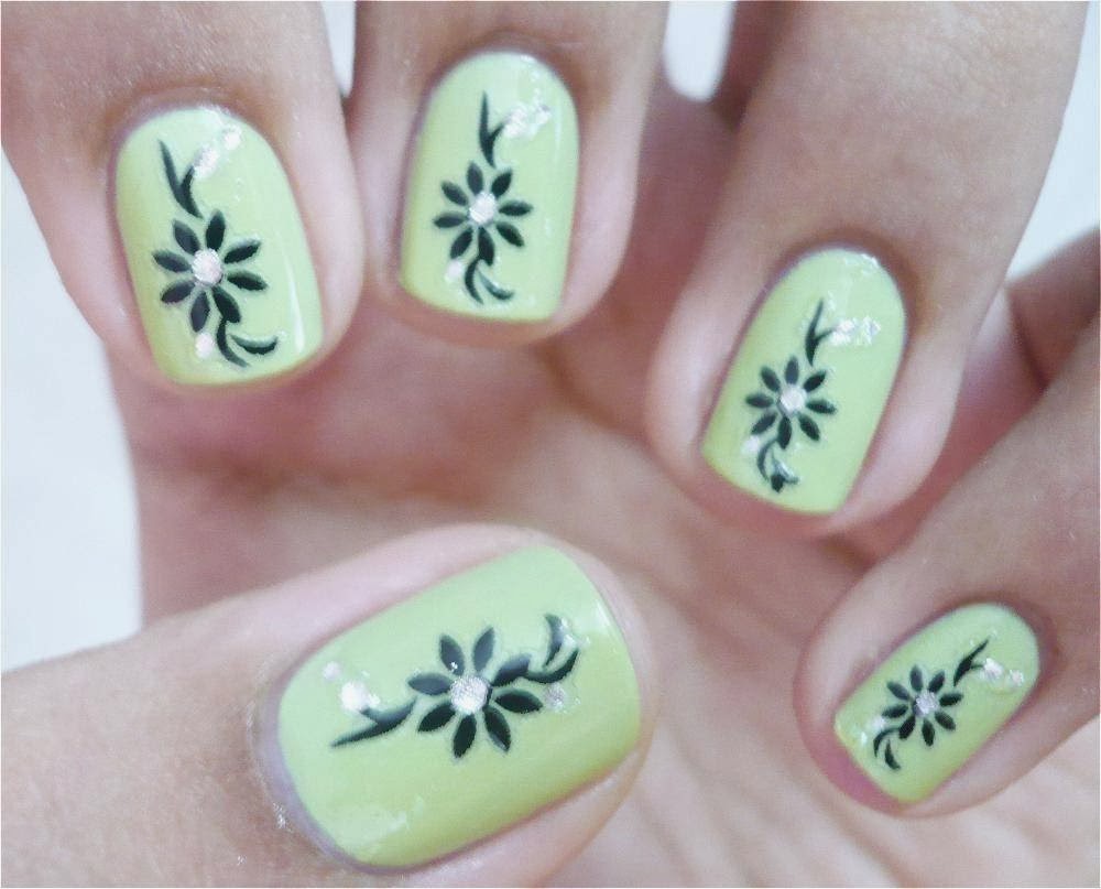 Easy Nail Designs for Short Nails at Home