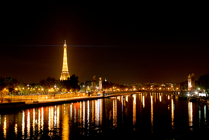 pemandangan kota paris pada malam hari Pemandanganoce