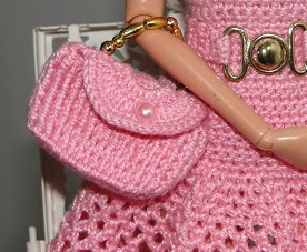 DIY Crochê Barbie - Bolsinha Com Ponto Em Relevo e Crochê Com Contas PAP Com Pecunia MillioM 3