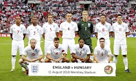 Selección de INGLATERRA - Temporada 2010-11 - Walcott, Ashley Cole, Jagielka, Terry, Hart, Lampard y Barry; Rooney, Gerrard, Glen Johnson y Adam Johnson - INGLATERRA 2 (Gerrard 2), HUNGRÍA 1 (Jagielka) - 11/08/2010 - Partido amistoso - Londres (Inglaterra), estadio de Wembley