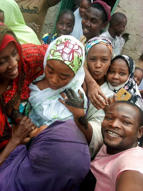 Photos: Awww! Bride cries as she is sent off to her husband