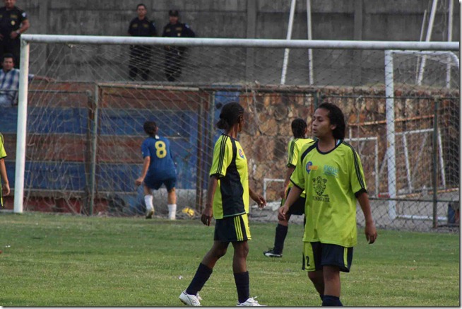 2do gol de unifut, lo hizo vanessa torres al 86