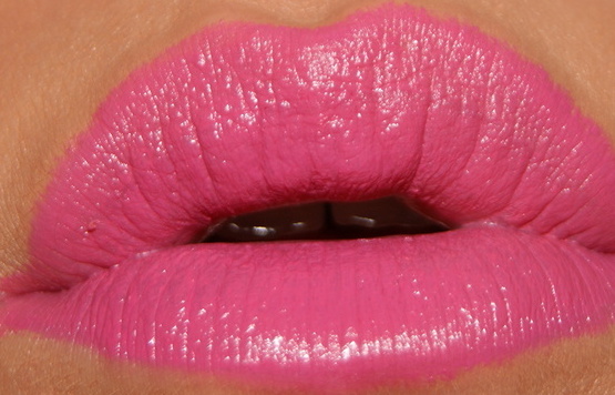 Look Beauty Loud Lips Lipstick in Rock Candy