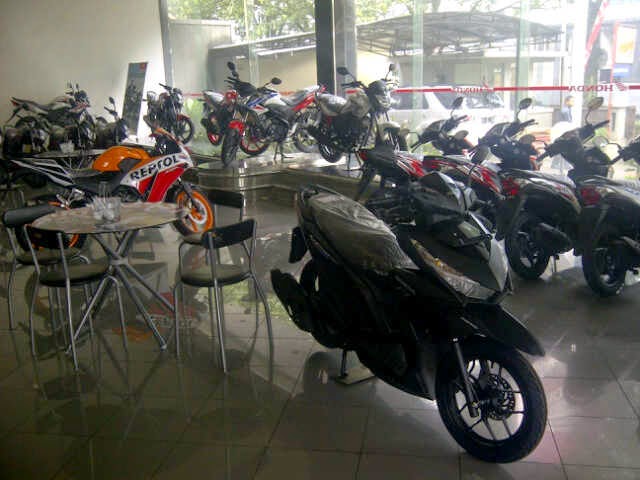 http://kreditmotorhondabandung999.blogspot.com/