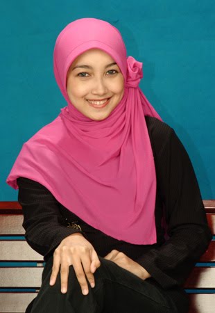 Foto Cewek Imud, Cantik dan Berjilbab  Blog Dian Alm II