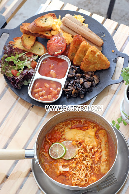 Welcamp Camping theme dining cafe penang Blogger blog influencer