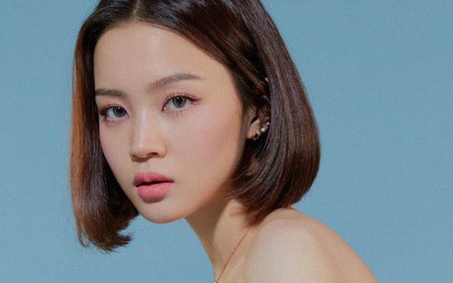 Former YG creative director SJ "SINXITY" Shin reveals concept photos from Lee Hi's unreleased mini-album