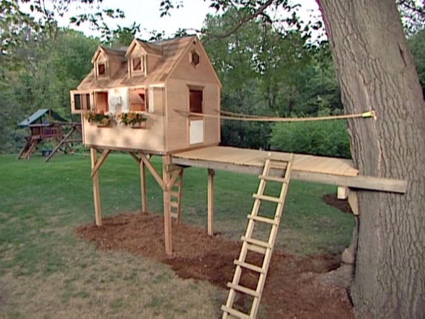 Relaxshacks.com: Treehouse/home kits versus building them from scratch ...