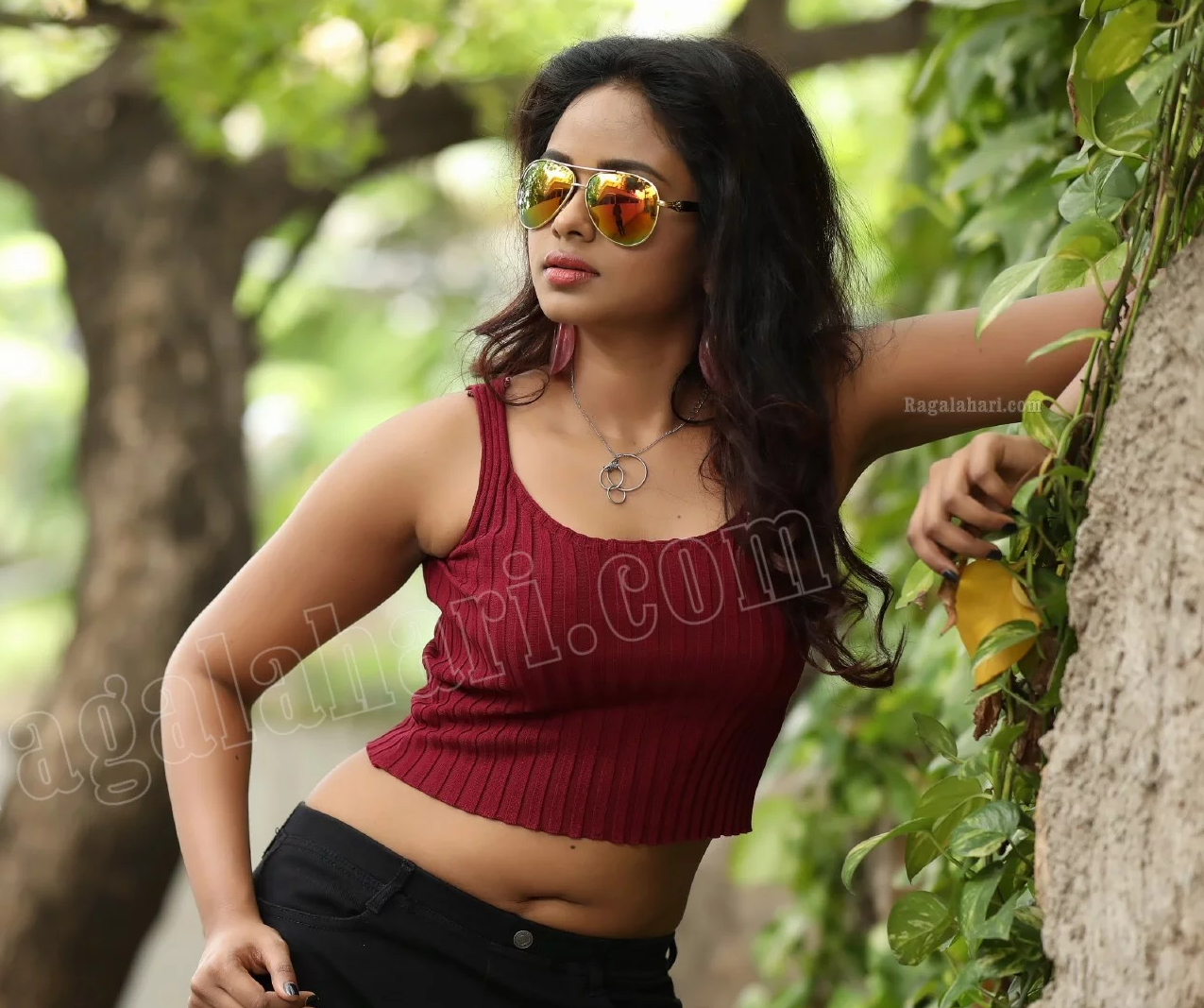 Chandana Koppisetty Hot Navel 