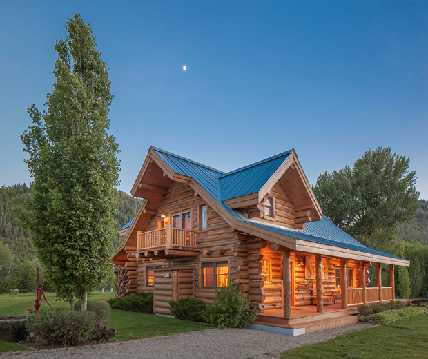 Steve McQueen's Ranch - Pioneer Moon Ranch